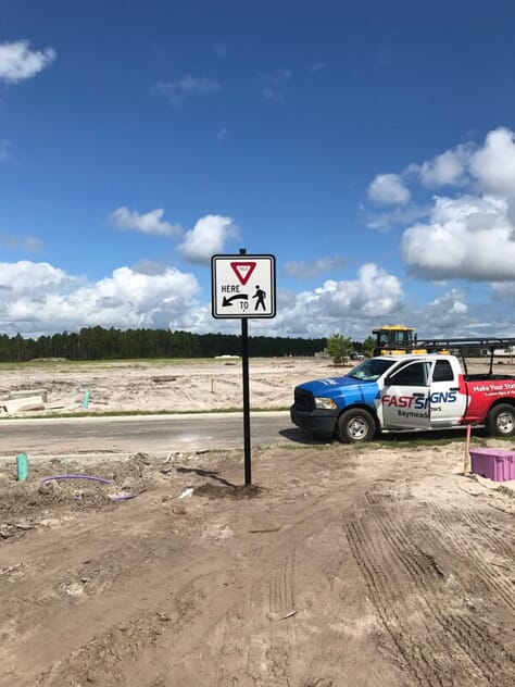 Traffic & Street Signs